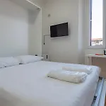 I Host Apartment - Ferrante Aporti 24