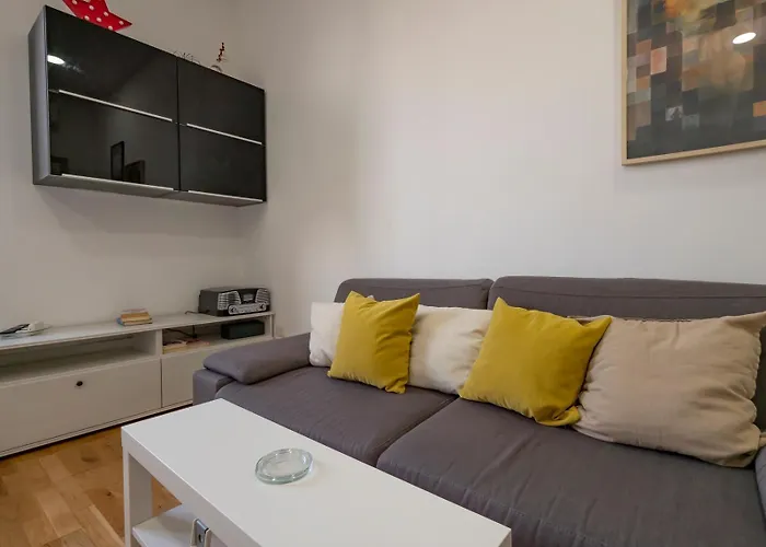I Host Apartment - Ferrante Aporti 24